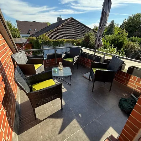 Am Flughafen アパート